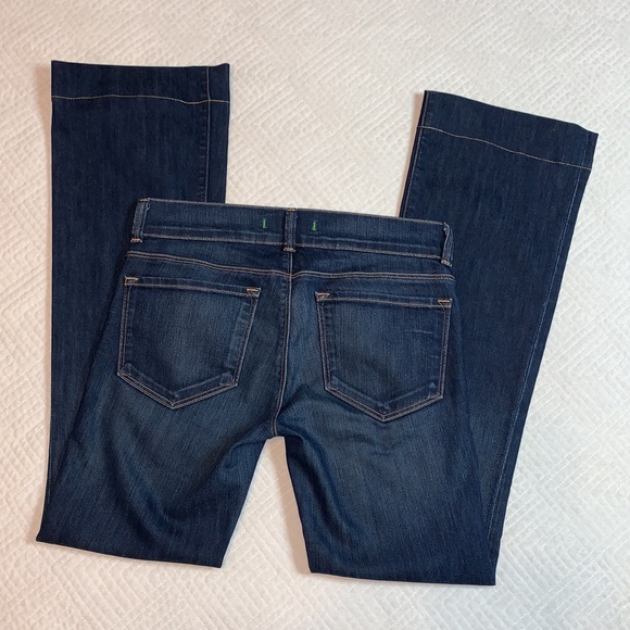 J BRAND Heartbreaker Mid Rise Mini Flare Leg Jeans, Dark Wash, Size 27 - Picture 3 of 16